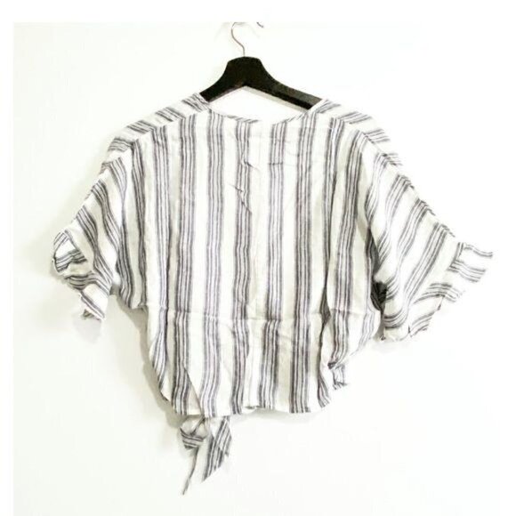 NWT Rails Athena Striped Wrap Top blue/white Size M - Picture 4 of 13